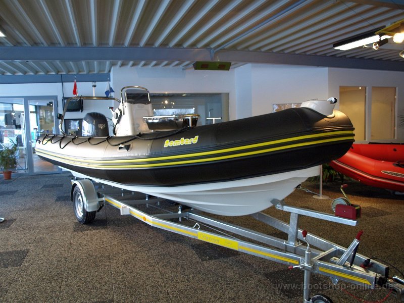 Bombard Explorer 600 DB